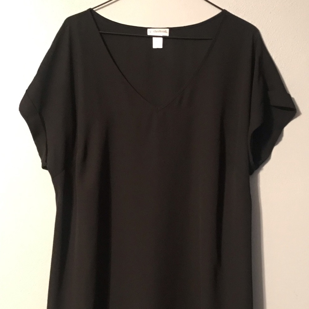 Black v neck loose fit dress shirt